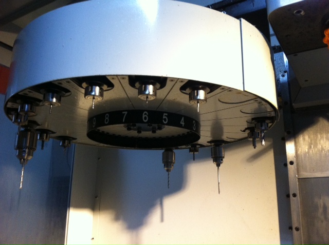 Haas VF-0 CNC Vertical Machining Center-1