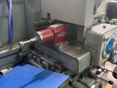 Heald Cincinnati Milacron 273A Universal Internal Grinder-16